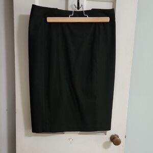 Express Black Knee-Length Pencil Skirt for Work